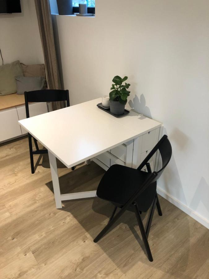 Bezaubernde Gastesuite Mit Terrasse Im Hinterhof Hamburg-Harburg Exteriör bild